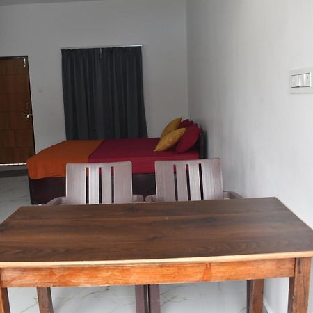 Gundappa Cafe Gokarna Kudle Beach Eksteriør bilde