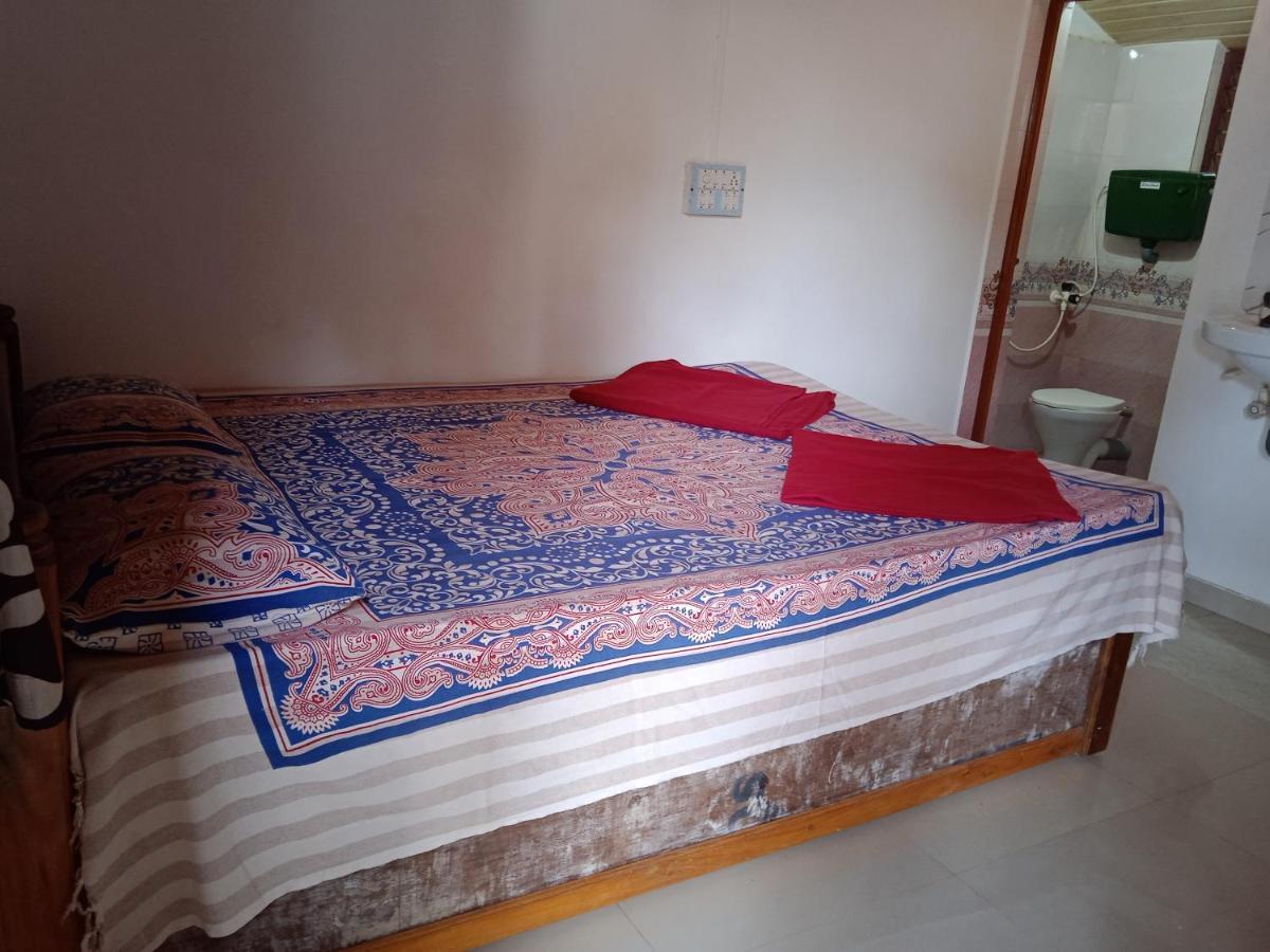 Gundappa Cafe Gokarna Kudle Beach Eksteriør bilde
